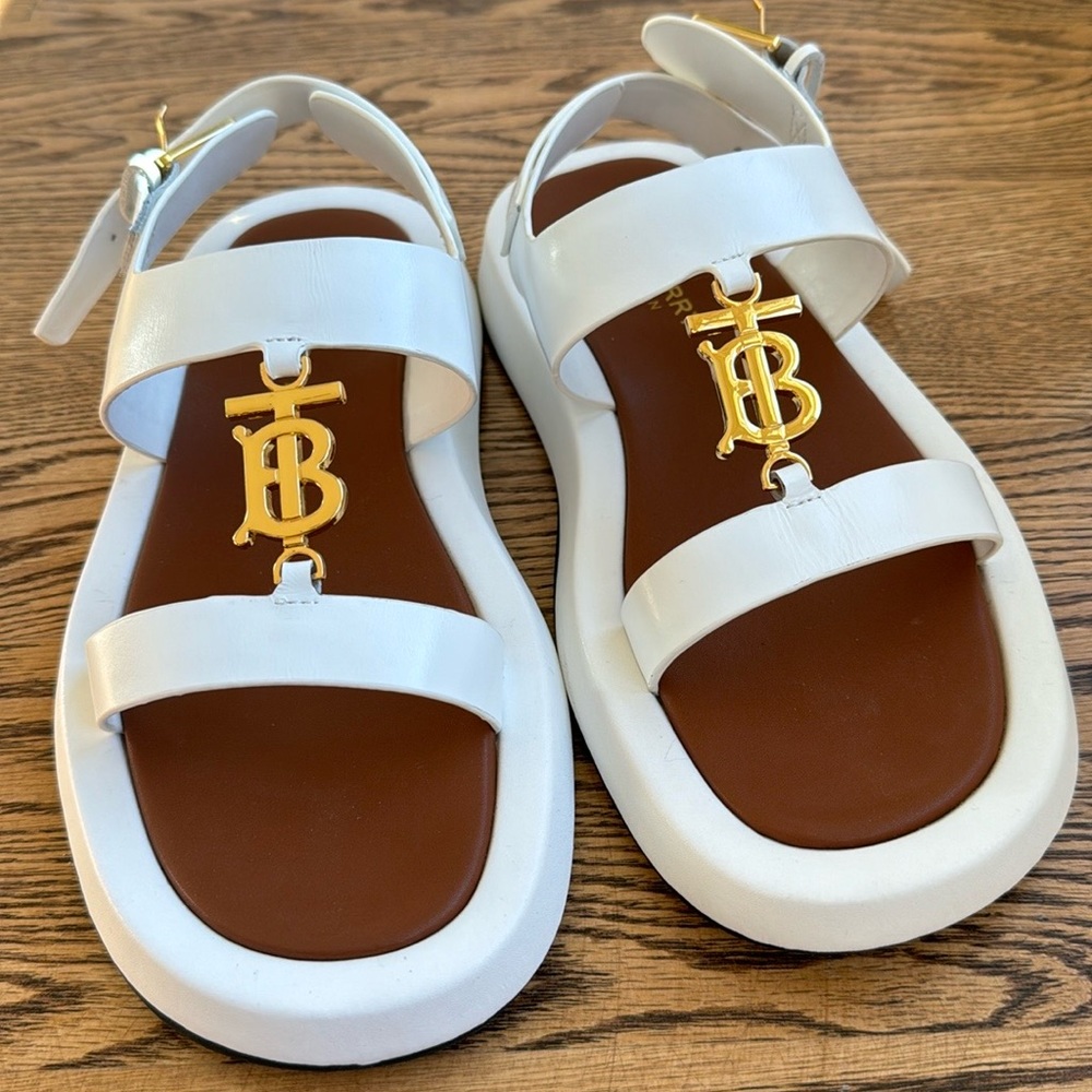 Burberry sandals 8 us